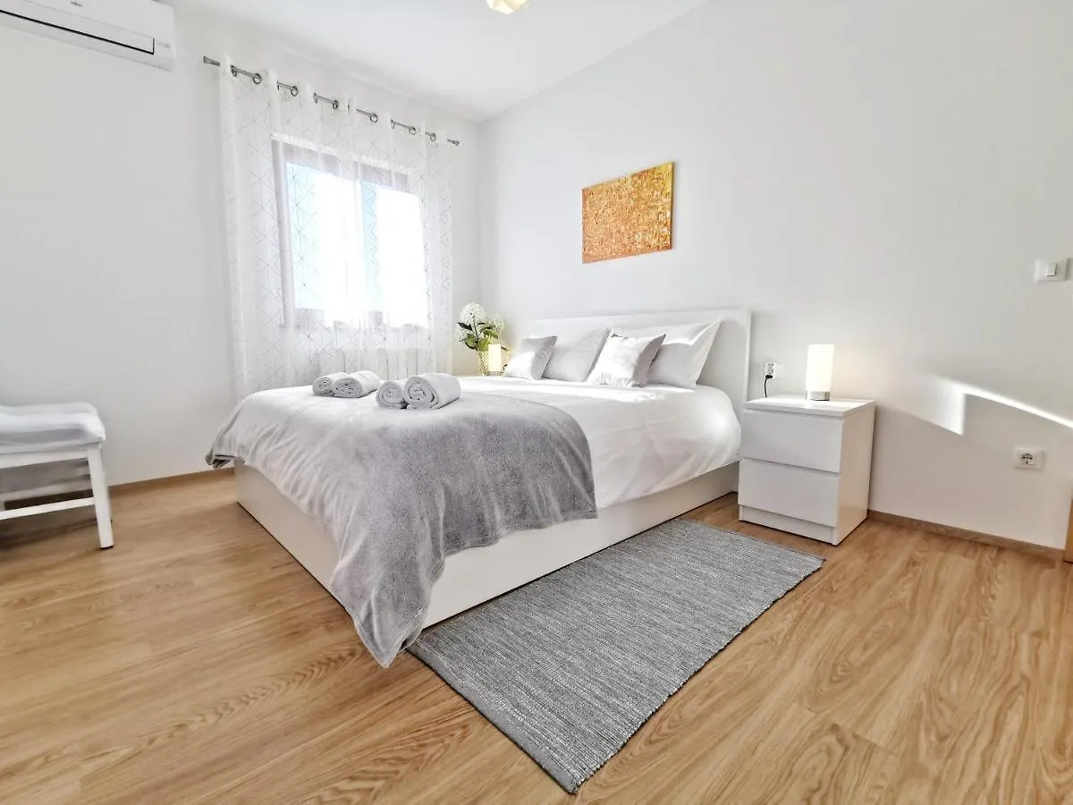 Apartment Artemis Višnjan