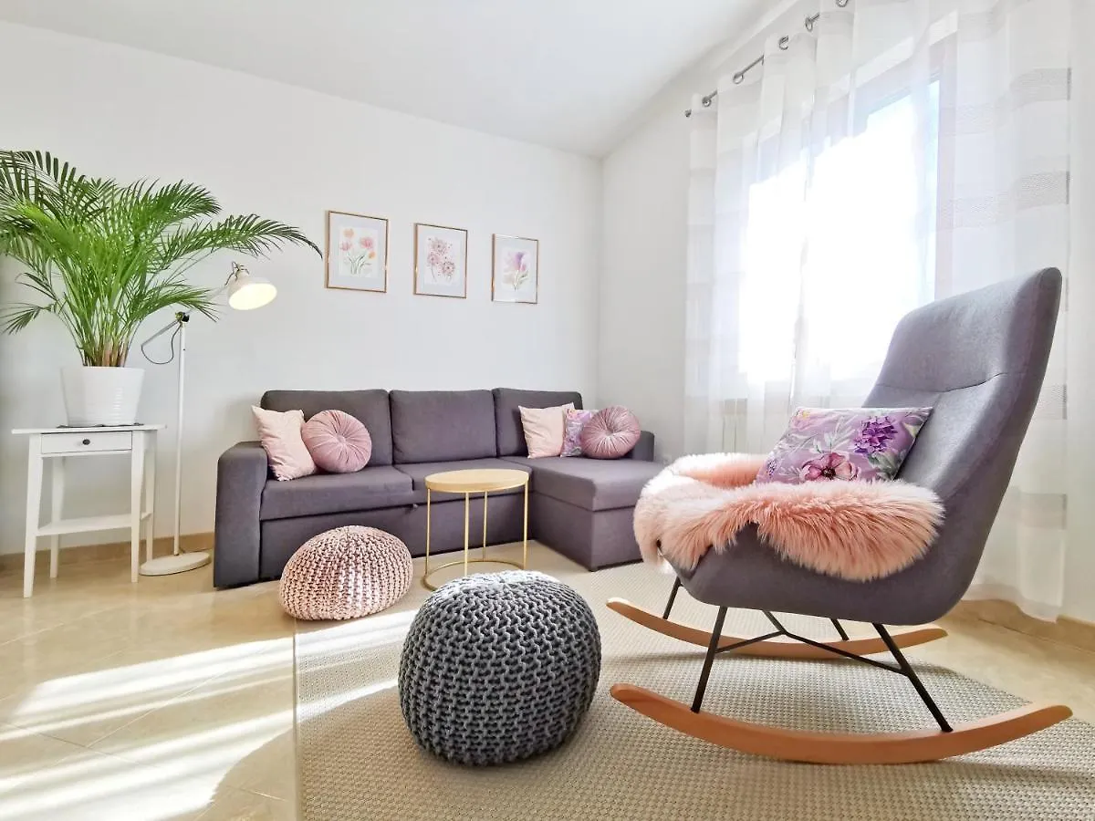 Apartment Artemis Višnjan